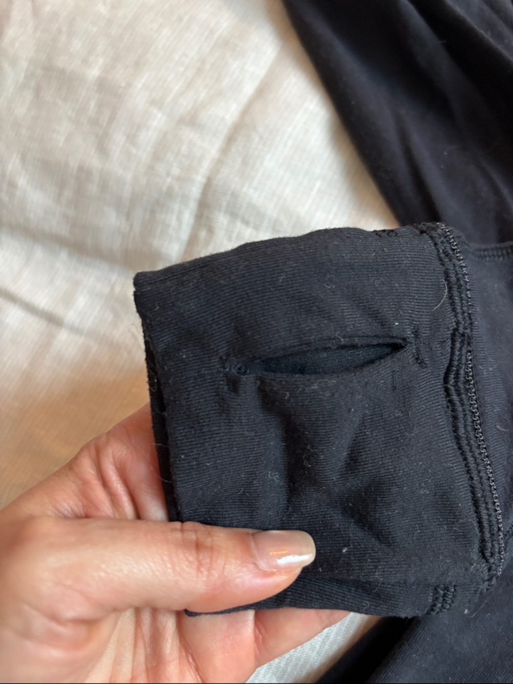Lululemon Athletica Black Lightweight Hooded Long Sleeve Top - Picture 4 of 10